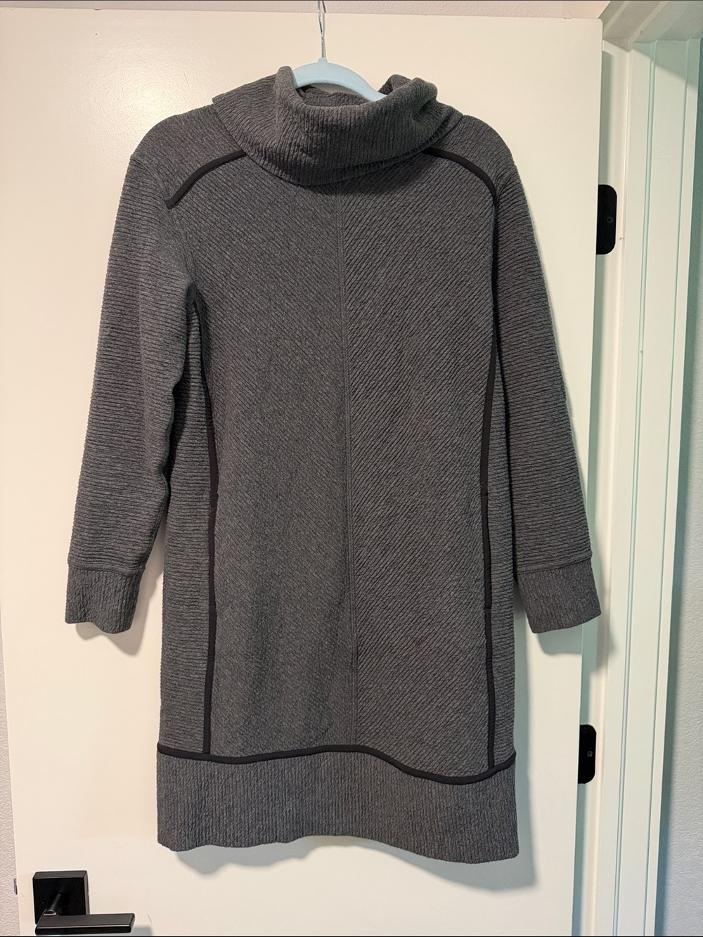 lululemon athletica Charcoal Gray Cowl Neck Sweater Dress (detachable)